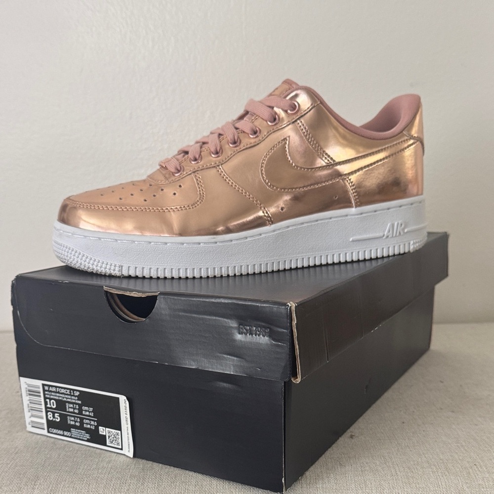 Nike Women's Metallic Rose Sneakers